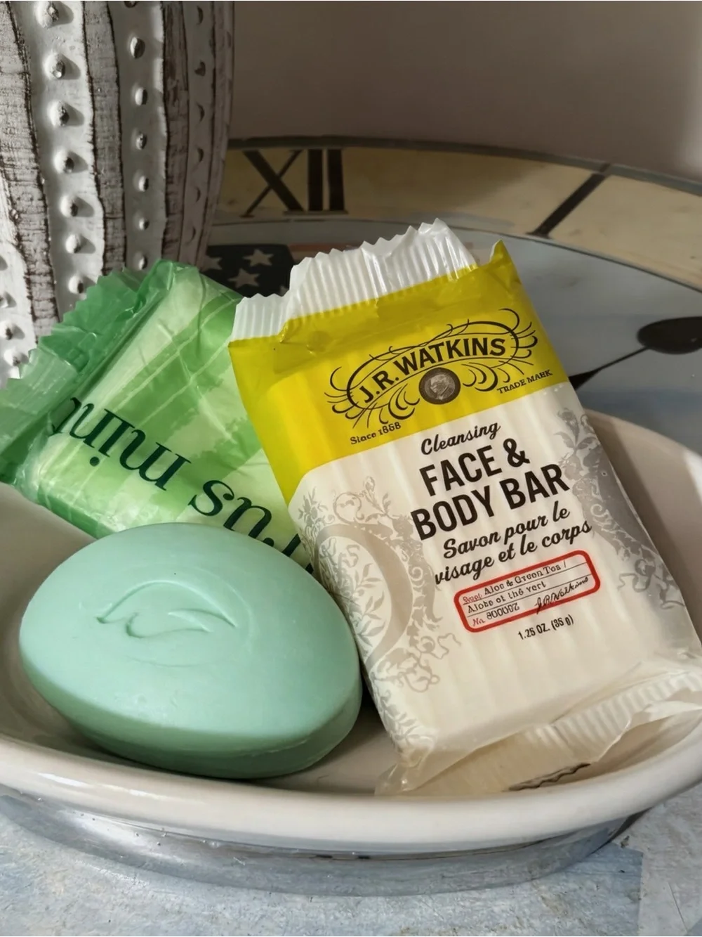 Pretty white and chrome soap dish by Interdesign